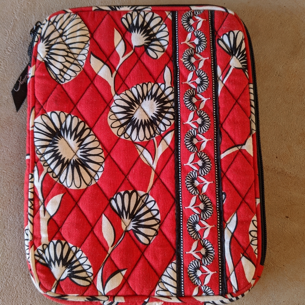Vera Bradley Deco Daisy Tablet Case